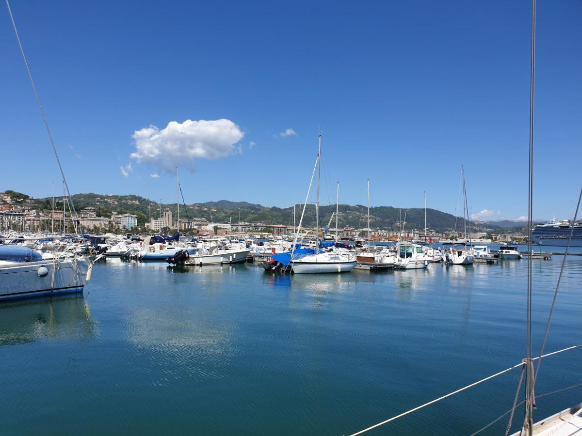 Bed & Boat Holiday La Spezia Buitenkant foto